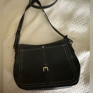 Vintage black leather handbag